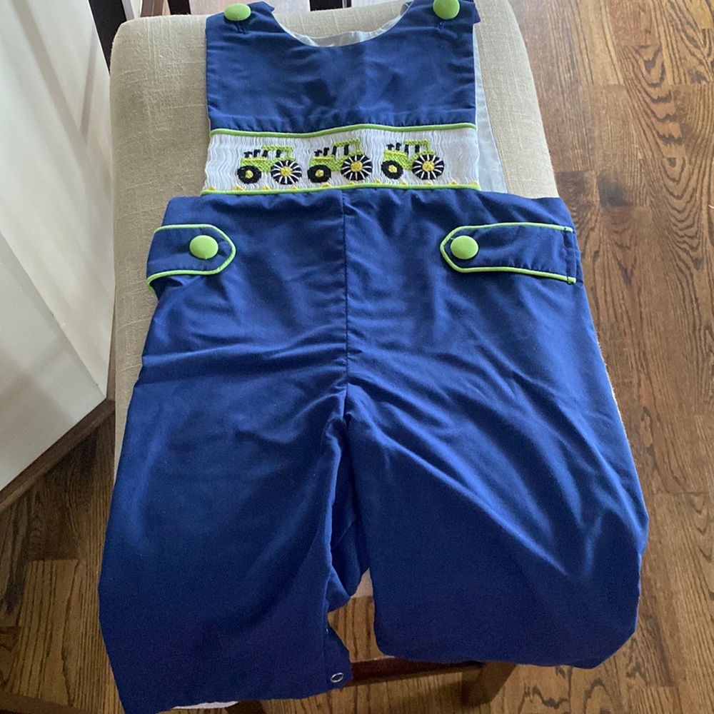 Winter long Jon Jon with tractors / gently used